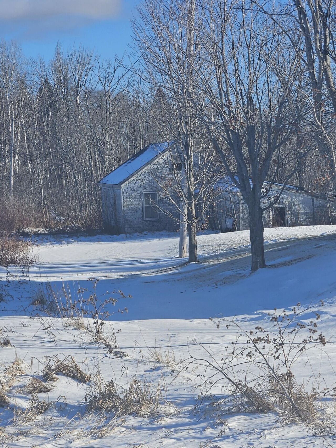 327 Houlton Road, Fort Fairfield, ME 04742 Main Photo