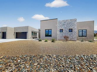 2 Brazos Trail Placitas, NM 87043