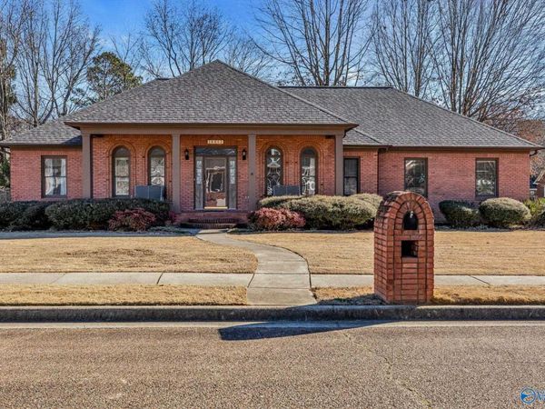 14013 Randamere Drive SE, Huntsville, AL 35803