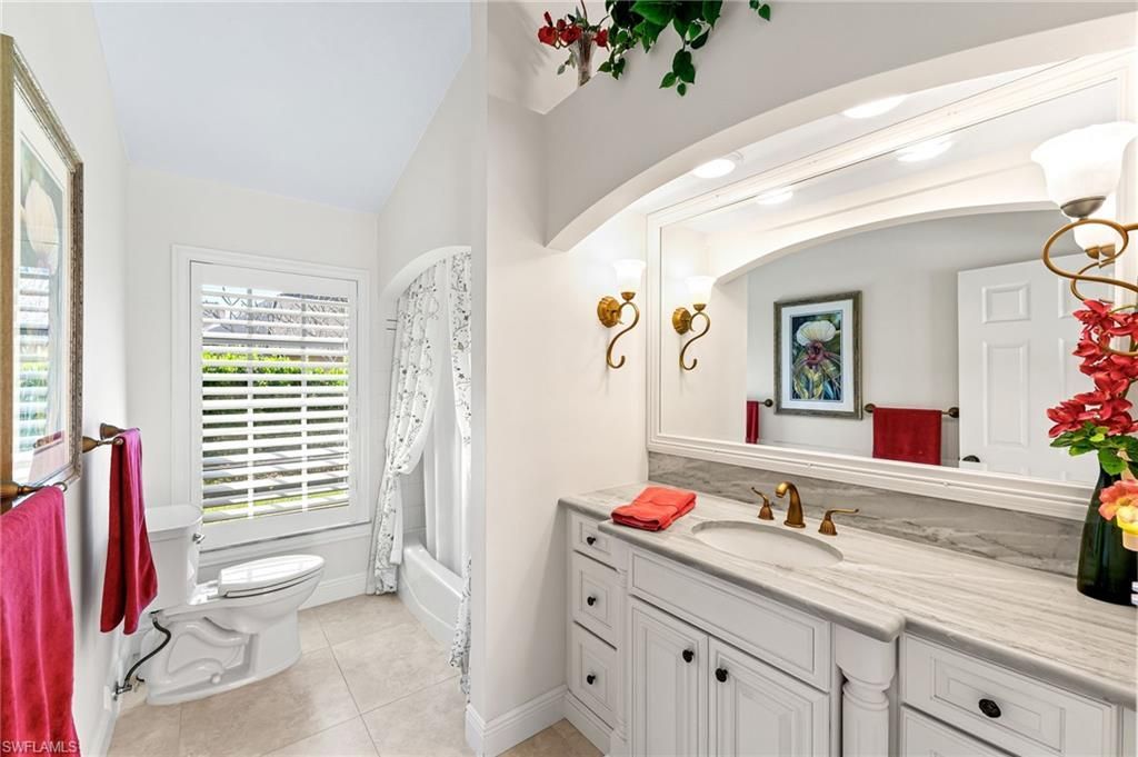 1930 Blackstone Cir, Naples, FL 34109 Photo