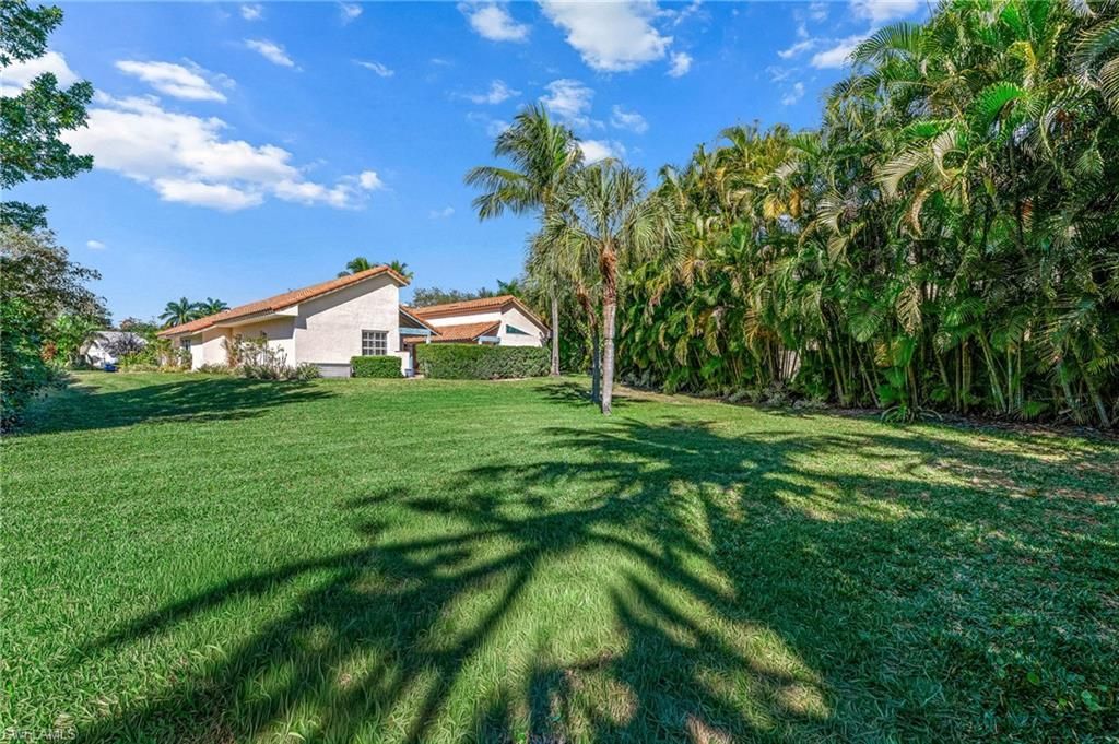 1930 Blackstone Cir, Naples, FL 34109 Photo