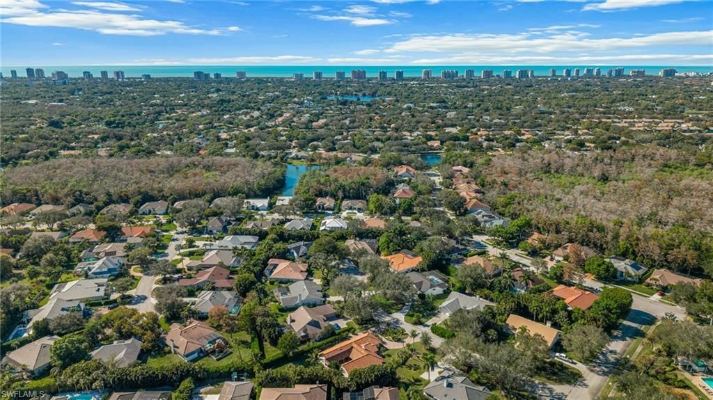 1930 Blackstone Cir, Naples, FL 34109 Photo