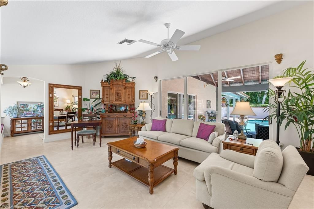 1930 Blackstone Cir, Naples, FL 34109 Photo
