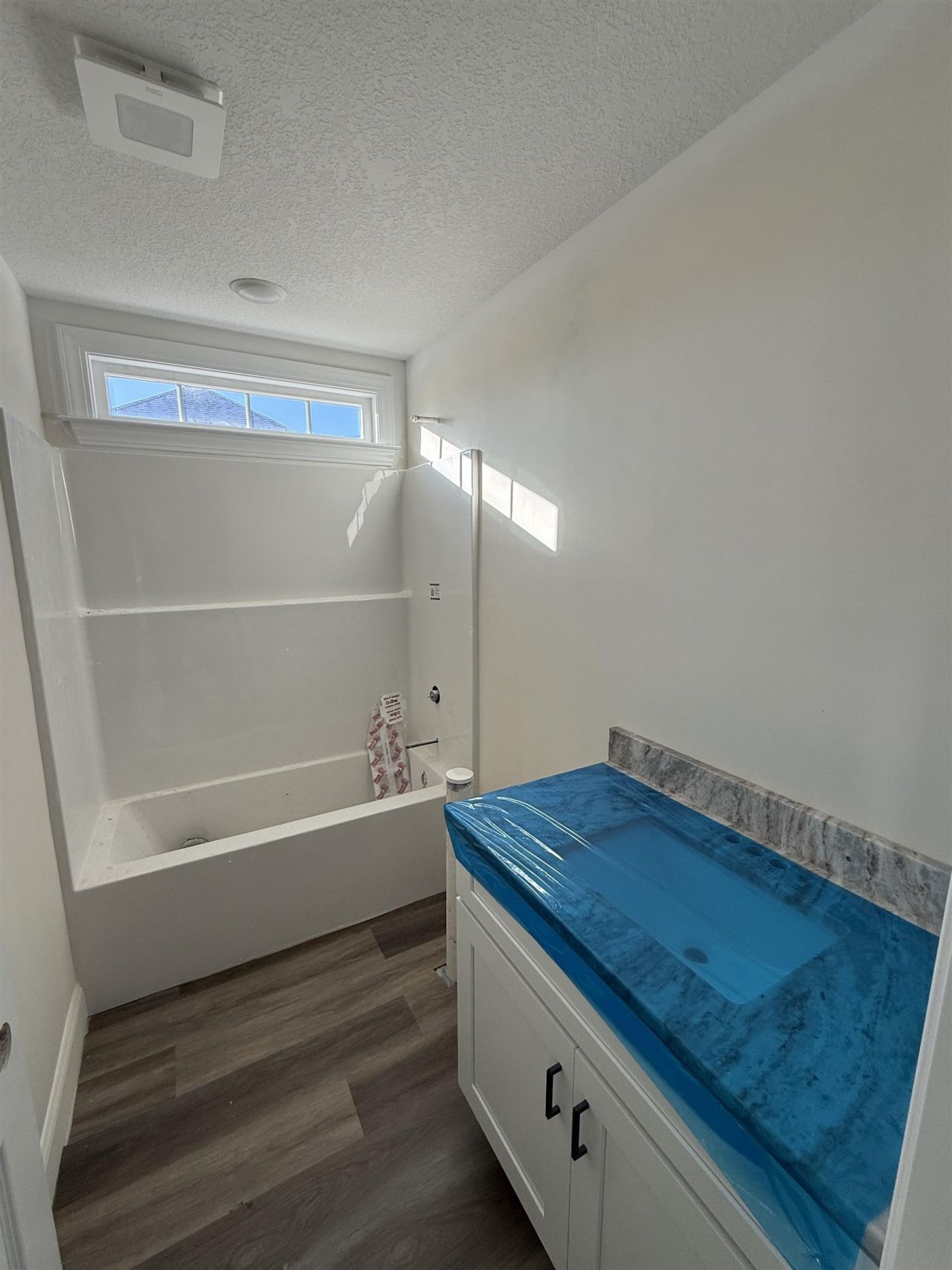 374 Three Curve Rd. Photo 17