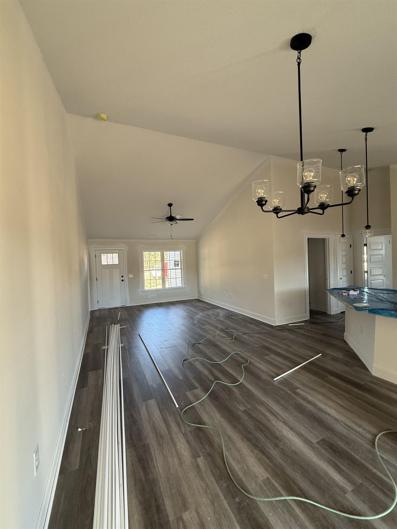 374 Three Curve Rd. Photo 3