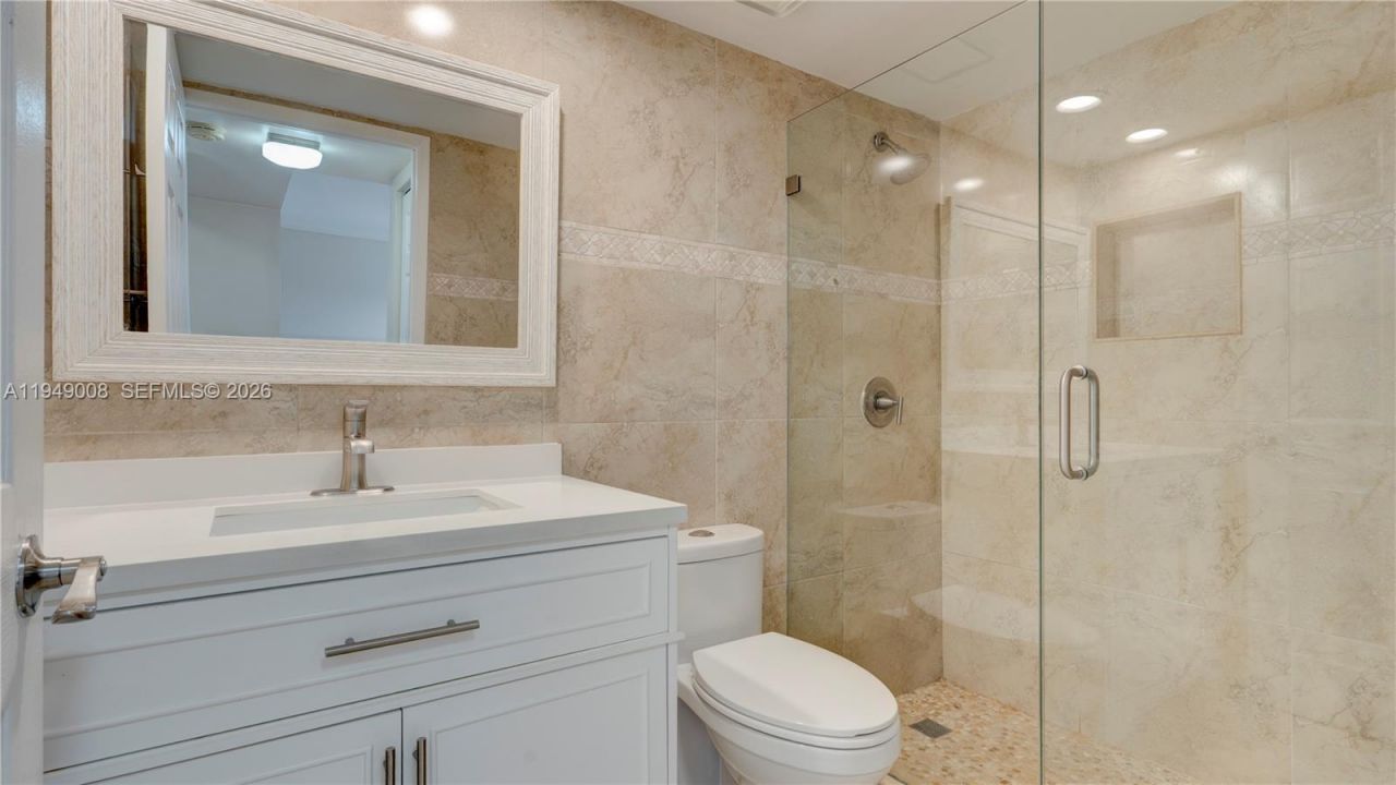 10155 NW 9th St Cir, Unit 4-401, Miami, FL 33172 Photo