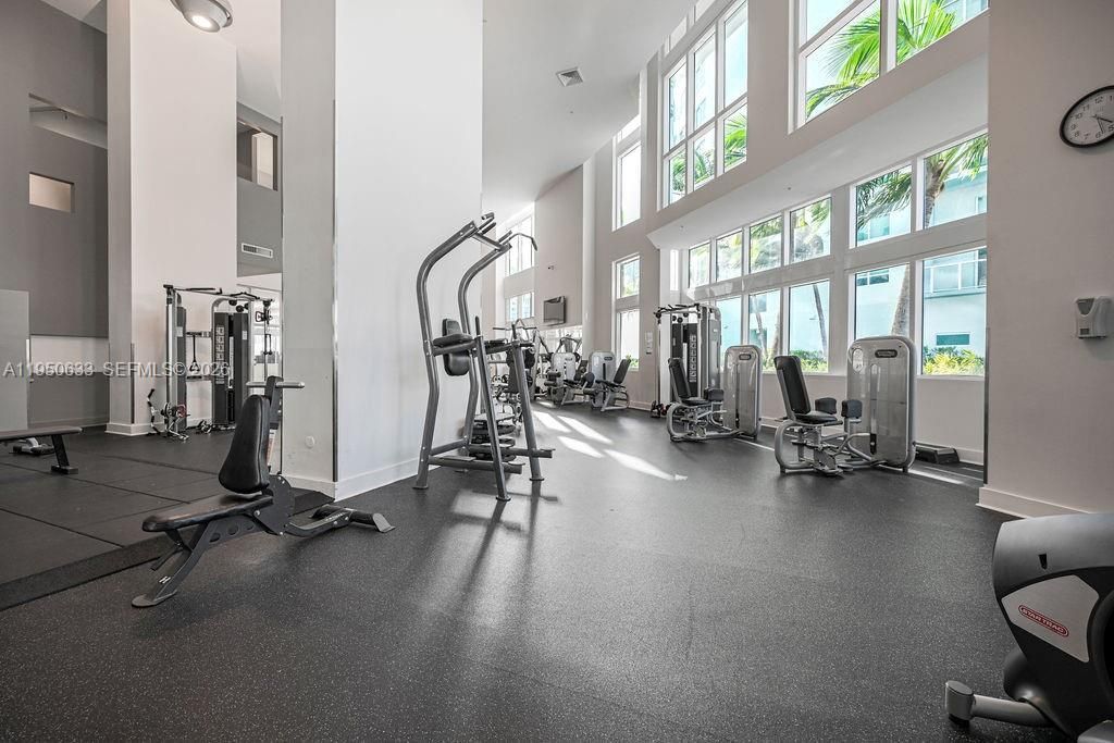 1900 N Bayshore Dr, Unit 5103, Miami, FL 33132 Photo