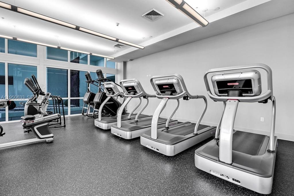 1900 N Bayshore Dr, Unit 5103, Miami, FL 33132 Photo