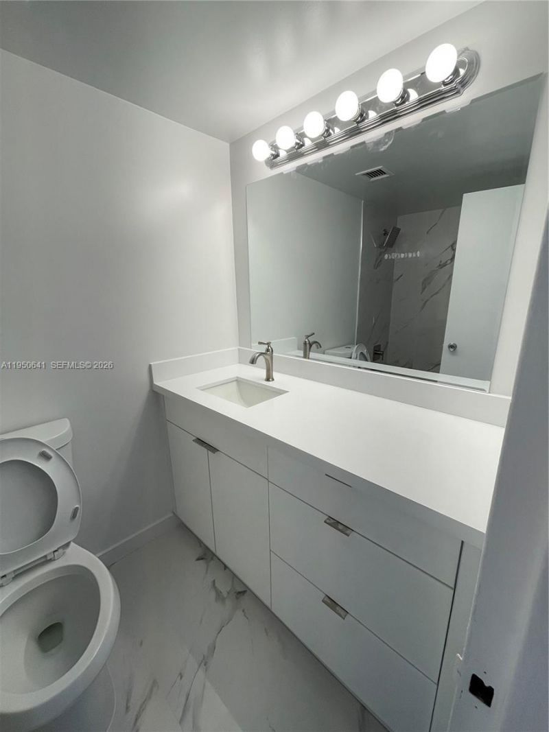 1865 79th St Cswy, Unit 2L, North Bay Village, FL 33141 Photo