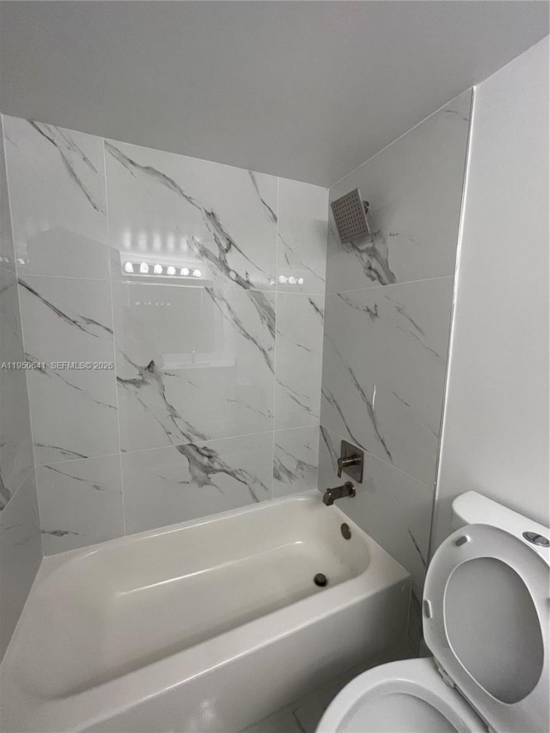 1865 79th St Cswy, Unit 2L, North Bay Village, FL 33141 Photo