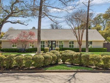 7032 Lavendale Avenue, Dallas, TX 75230