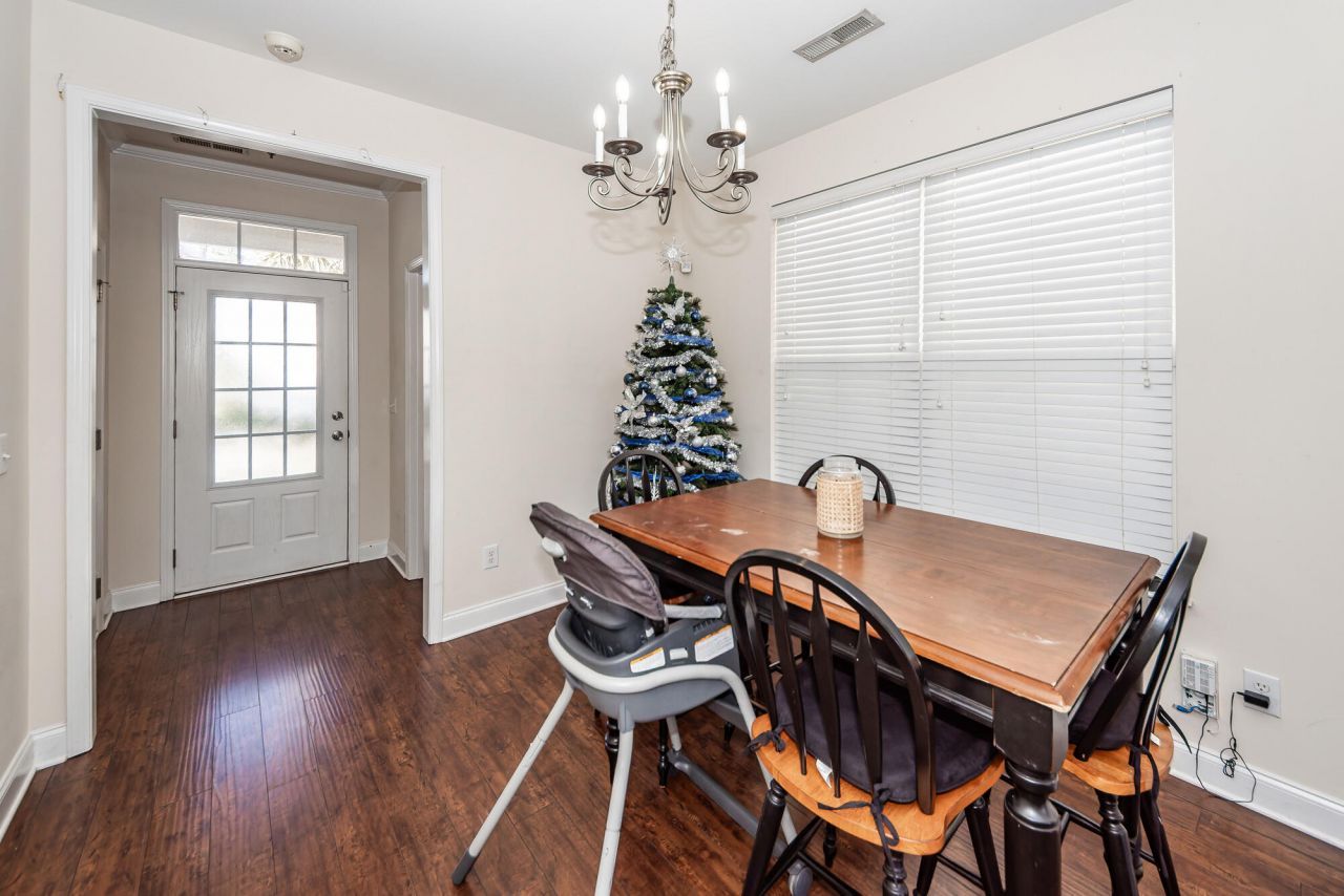 254 Chemistry Circle Photo 4