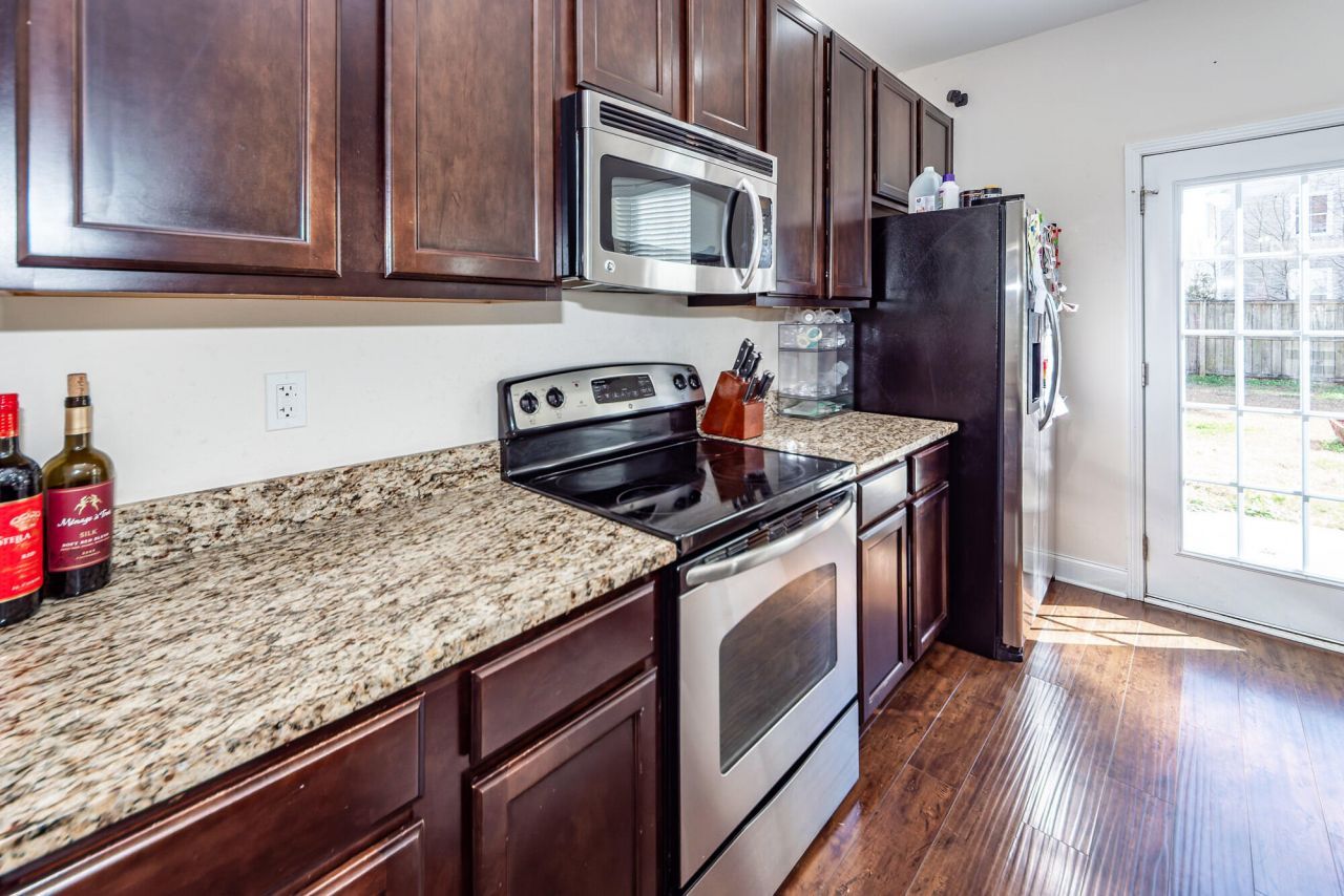 254 Chemistry Circle Photo 7