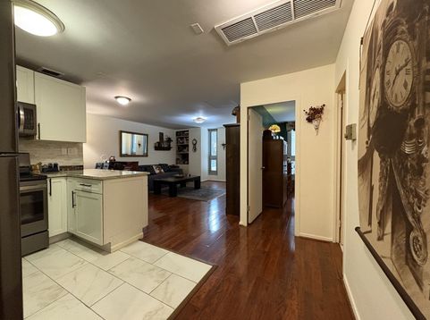 Main Photo
