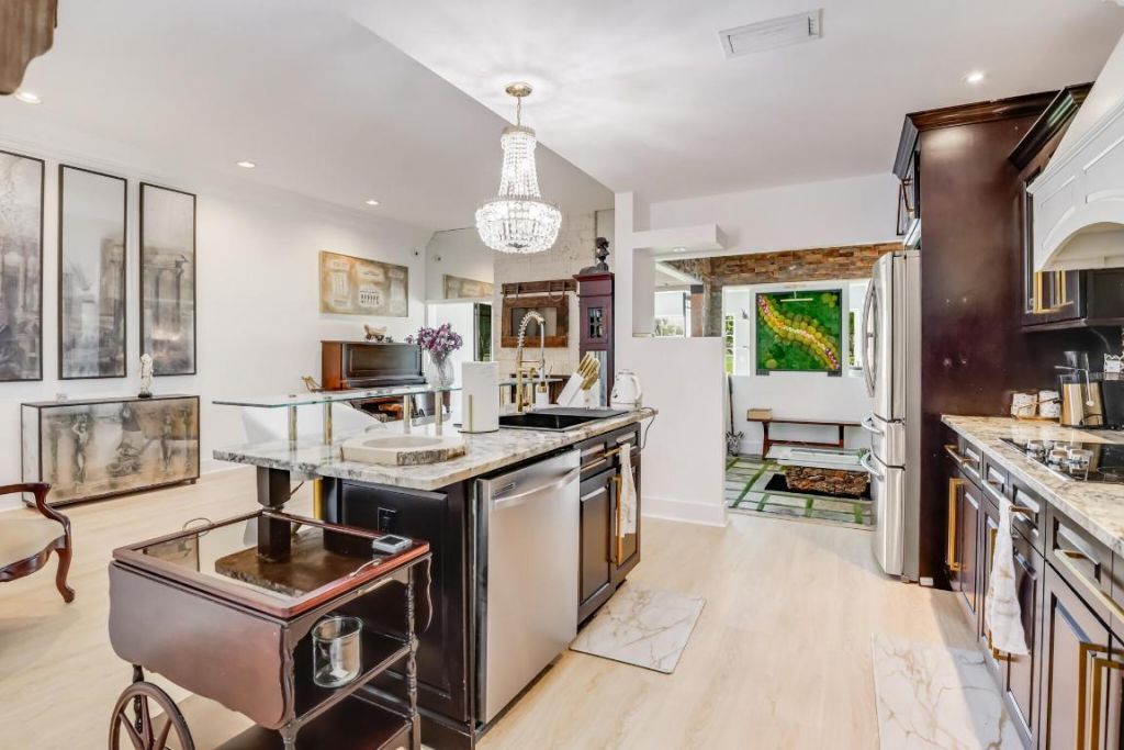 6590 Fountains Circle, Lake Worth, FL 33467 Photo