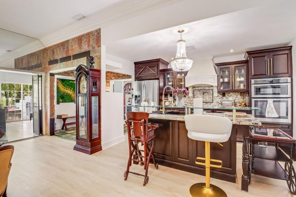 6590 Fountains Circle, Lake Worth, FL 33467 Photo