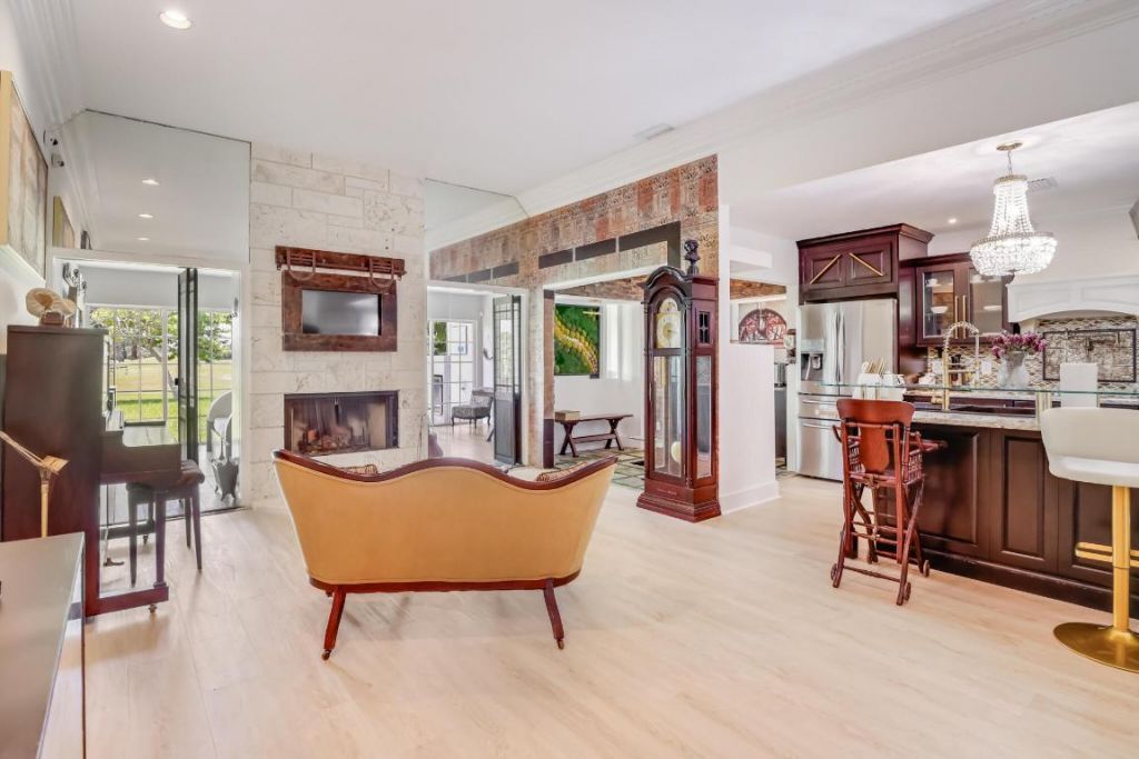 6590 Fountains Circle, Lake Worth, FL 33467 Photo