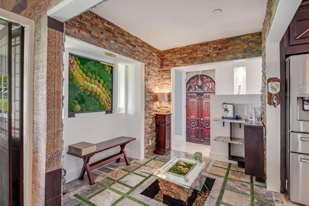 6590 Fountains Circle, Lake Worth, FL 33467 Photo