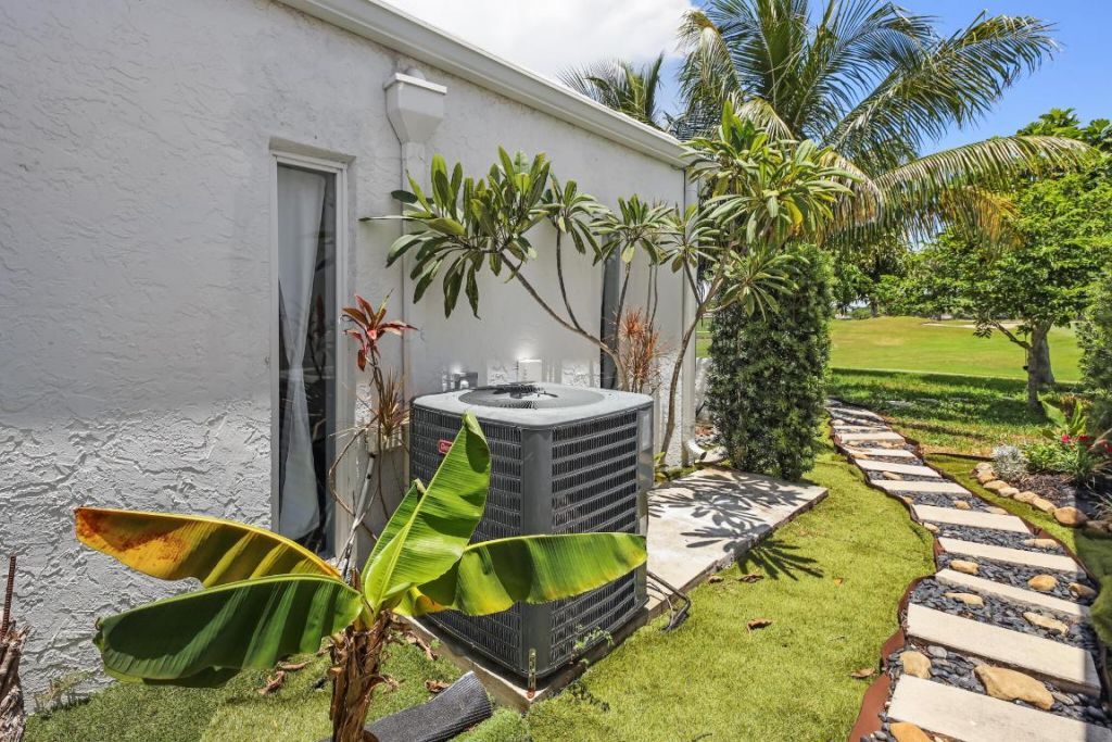 6590 Fountains Circle, Lake Worth, FL 33467 Photo