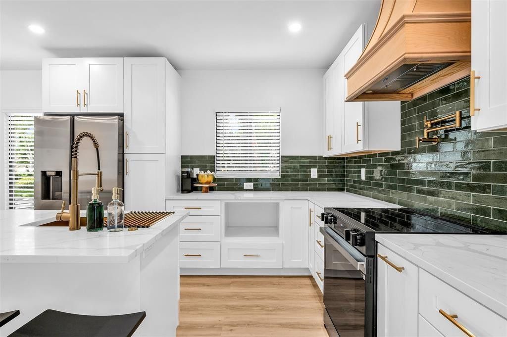 648 NE 16th Ter, Fort Lauderdale, FL 33304 Photo