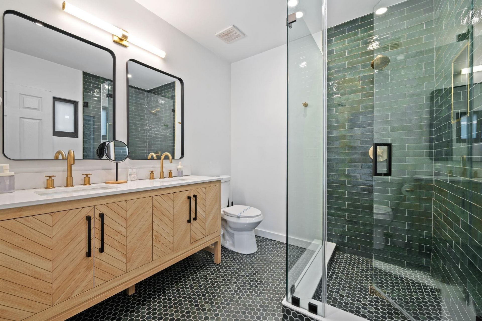 648 NE 16th Ter, Fort Lauderdale, FL 33304 Photo