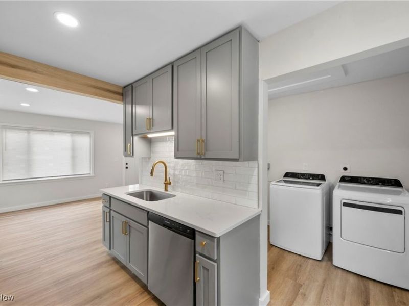 13410 Wainfleet Avenue, Cleveland, OH 44135 Photo 7