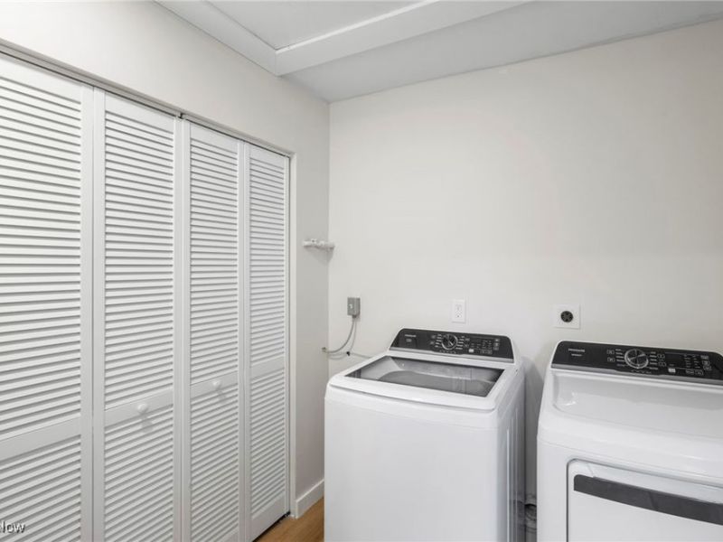 13410 Wainfleet Avenue, Cleveland, OH 44135 Photo 9