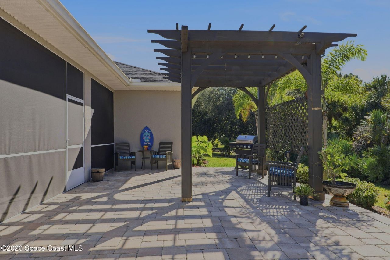 5696 Cypress Creek Drive, Grant, FL 32949 Photo