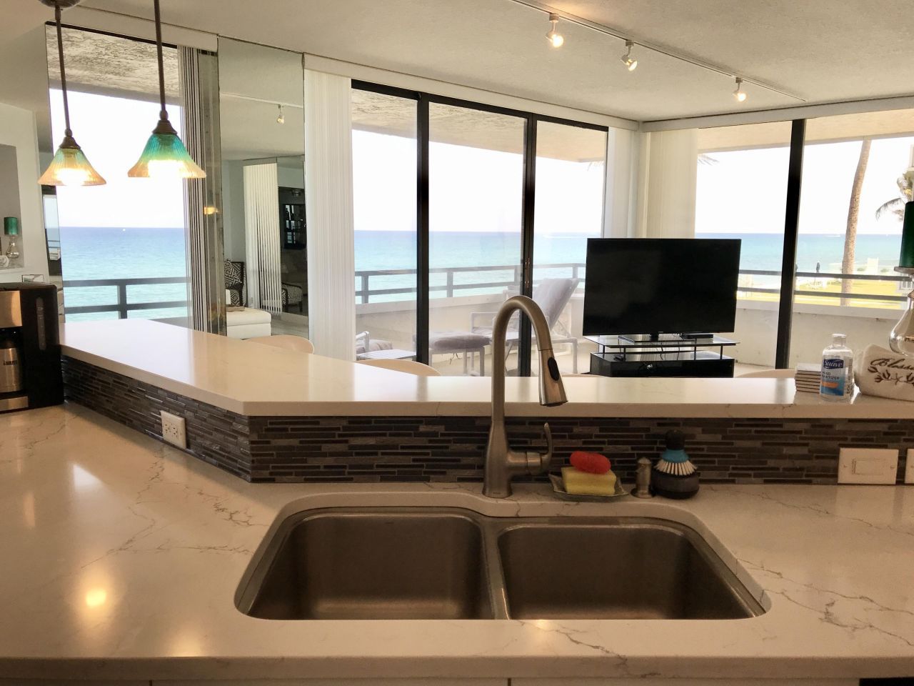 3560 S Ocean Boulevard, Unit 301, Palm Beach, FL 33480 Photo