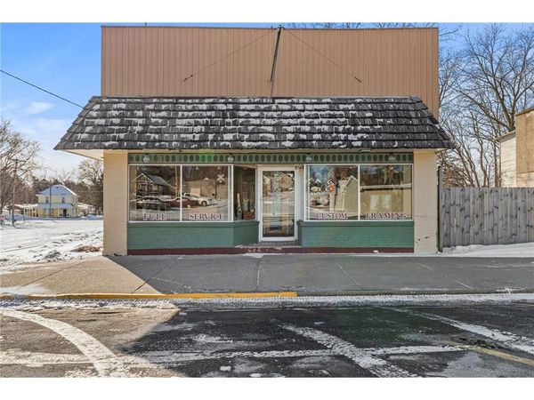 200 W Main Street, Roberts, WI 54023