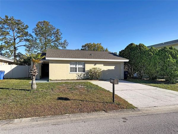 5103 STONEHAVEN COURT, TAMPA, FL 33624