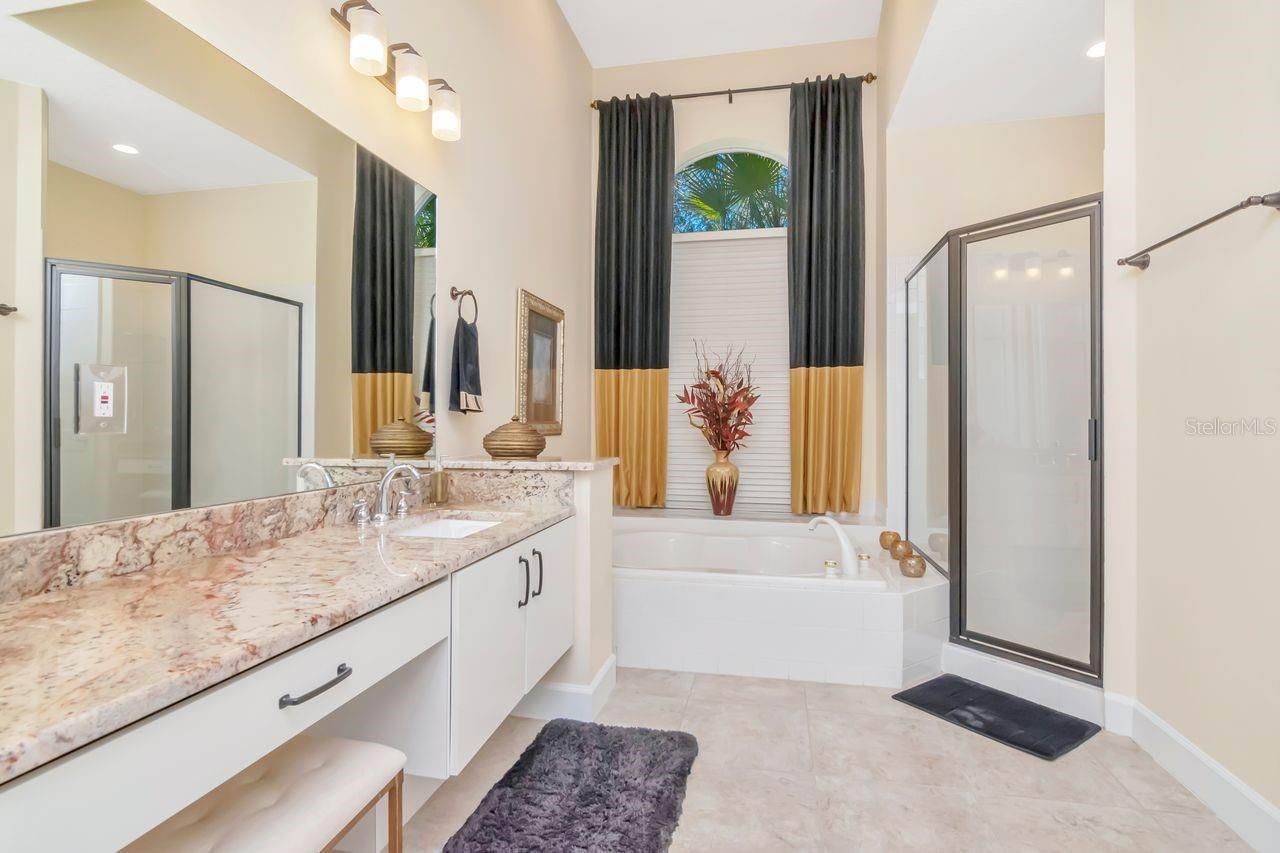 18916 Saint Laurent Drive, Lutz, FL 33558 Photo