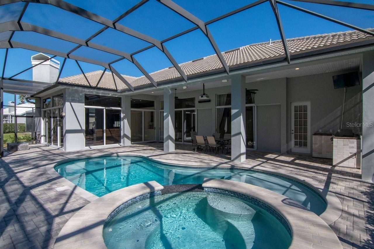 18916 Saint Laurent Drive, Lutz, FL 33558 Photo