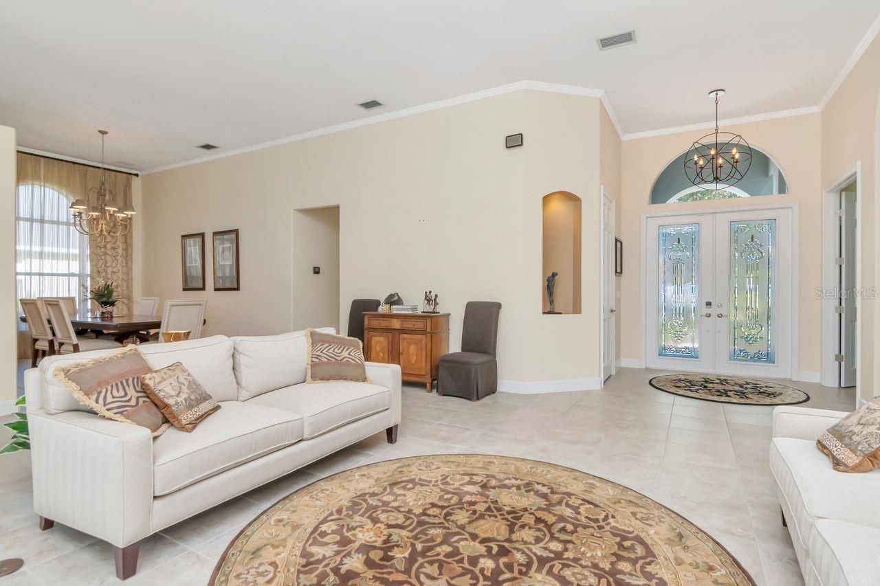 18916 Saint Laurent Drive, Lutz, FL 33558 Photo