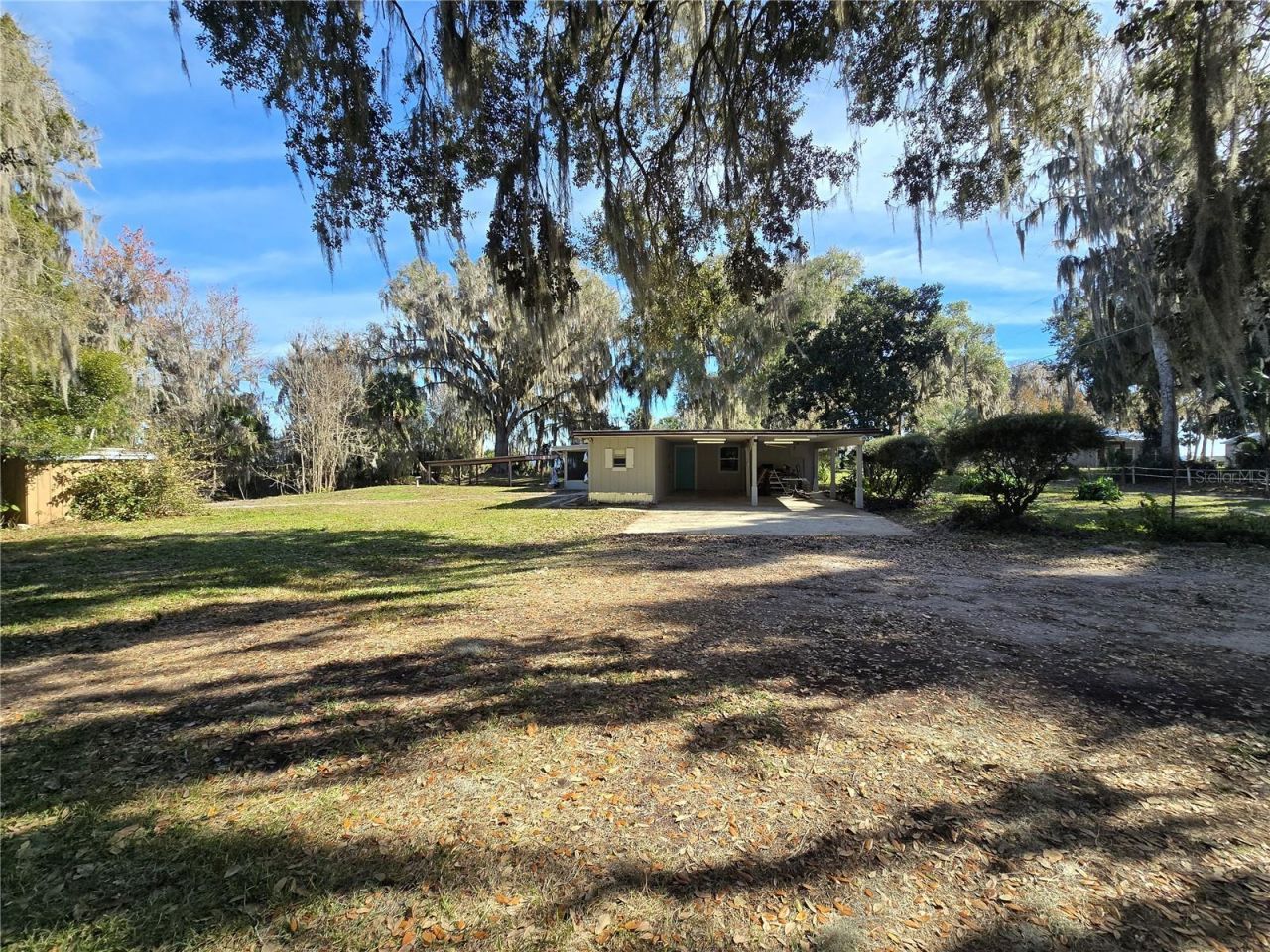 2346 Cr 401, Lake Panasoffkee, FL 33538 Photo
