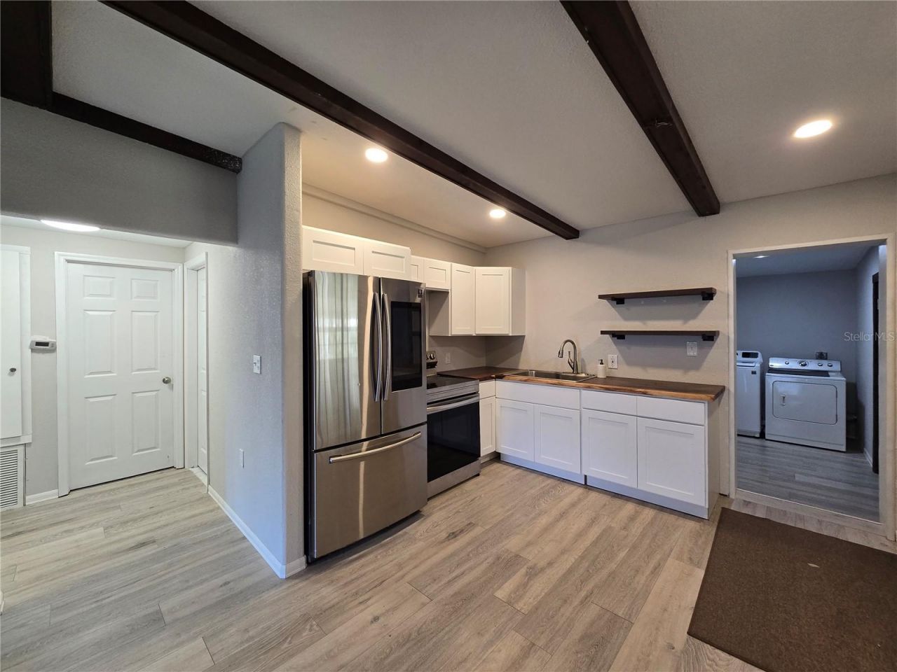 2346 Cr 401, Lake Panasoffkee, FL 33538 Photo