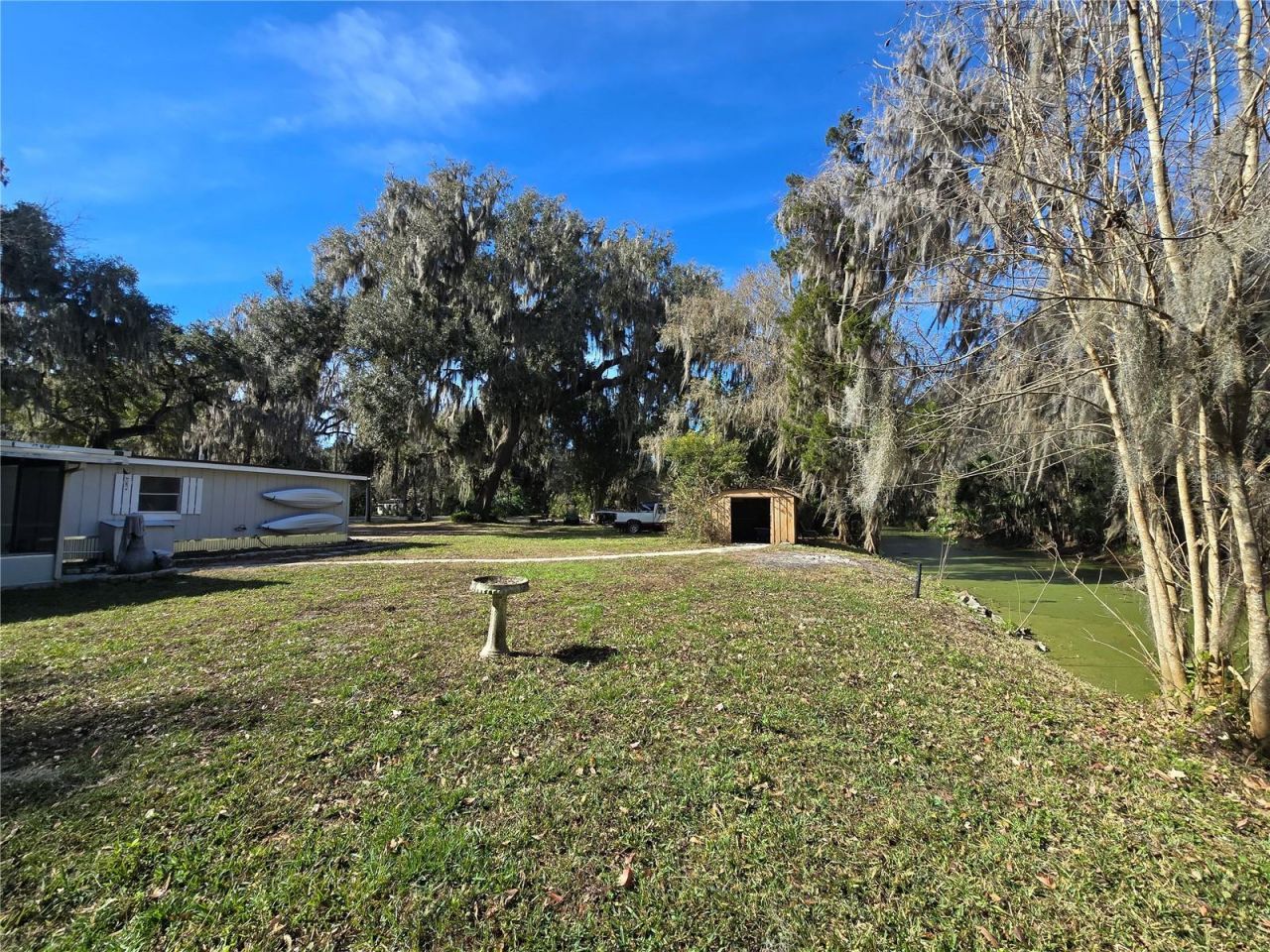 2346 Cr 401, Lake Panasoffkee, FL 33538 Photo
