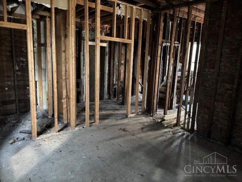 316 Mcgregor Avenue, Cincinnati, OH 45219 Photo 7