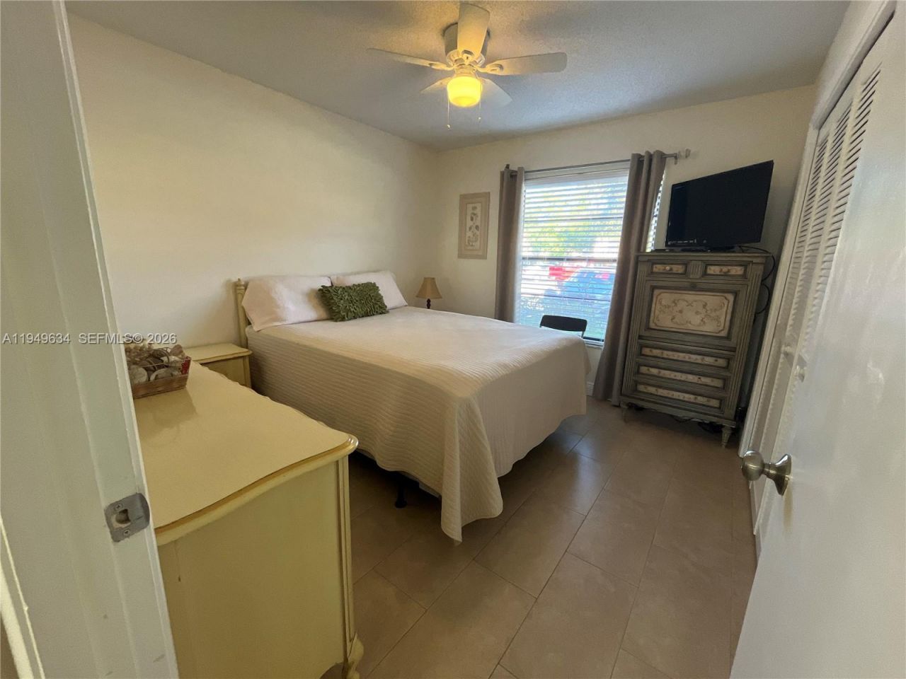 2 Briarwood Cir , Unit 112, Hollywood, FL 33024 Photo