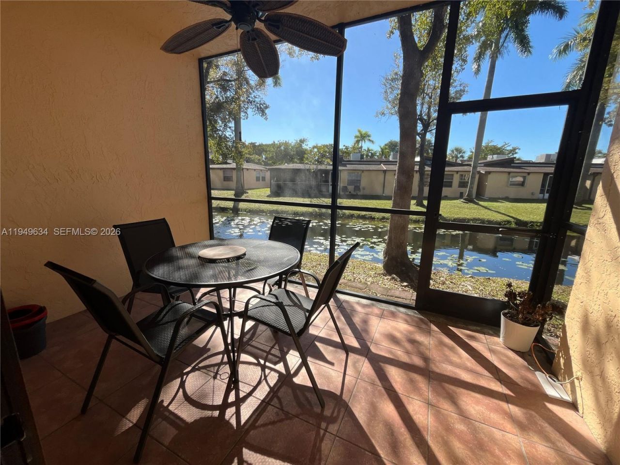 2 Briarwood Cir , Unit 112, Hollywood, FL 33024 Photo