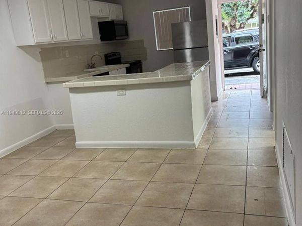 20520 NW 15th Ave, Unit 127, Miami Gardens, FL 33169
