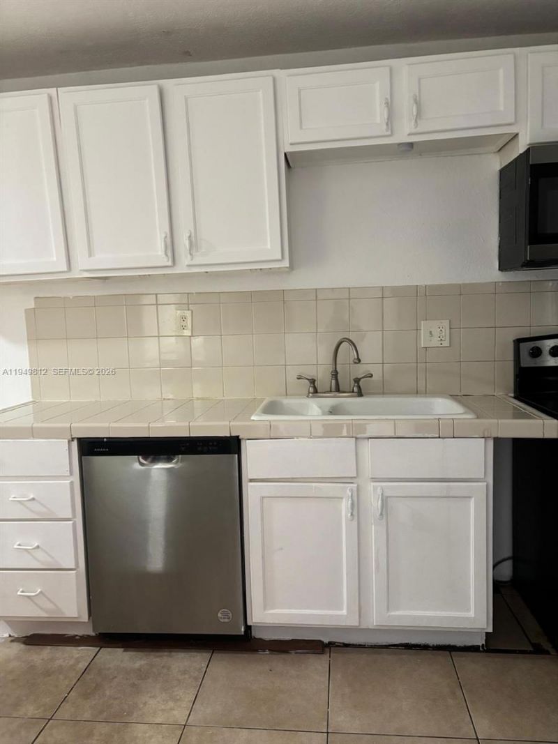 20520 NW 15th Ave, Unit 127, Miami Gardens, FL 33169 Photo