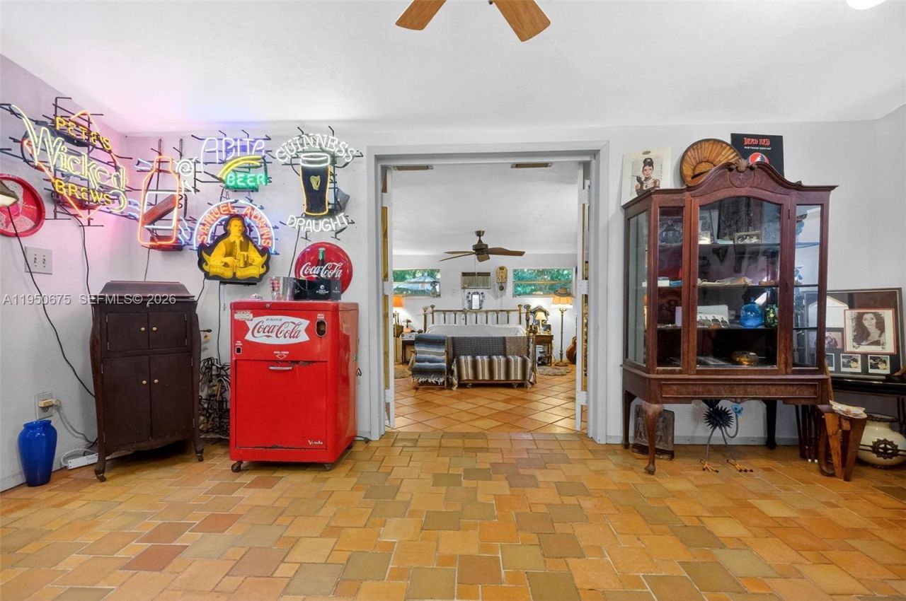 25 NW 104th St, Miami Shores, FL 33150 Photo