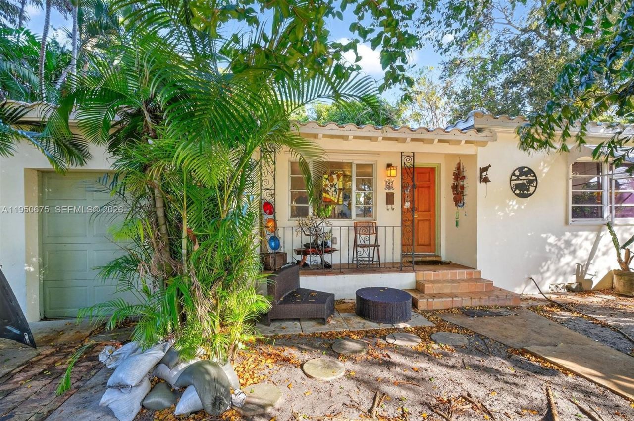 25 NW 104th St, Miami Shores, FL 33150 Photo