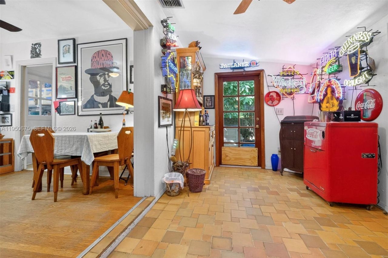 25 NW 104th St, Miami Shores, FL 33150 Photo