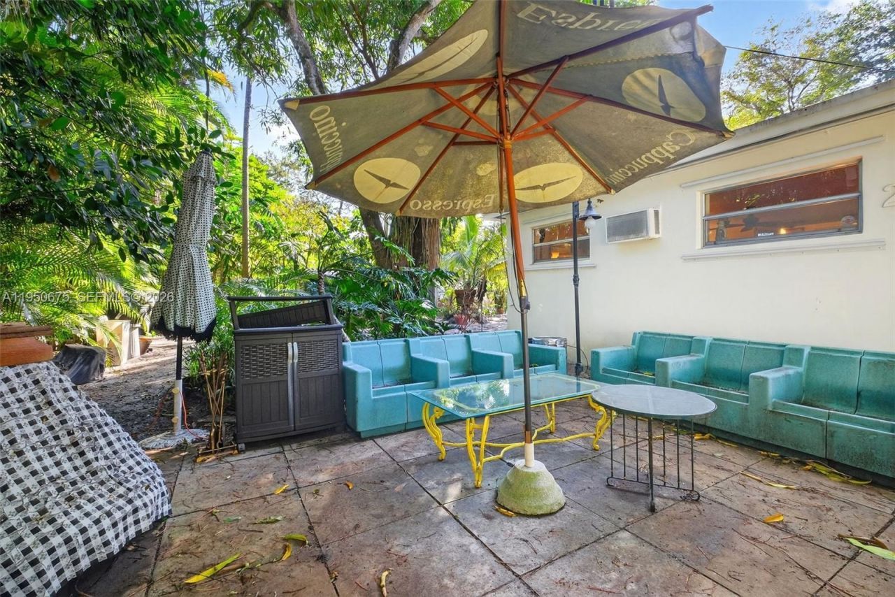 25 NW 104th St, Miami Shores, FL 33150 Photo