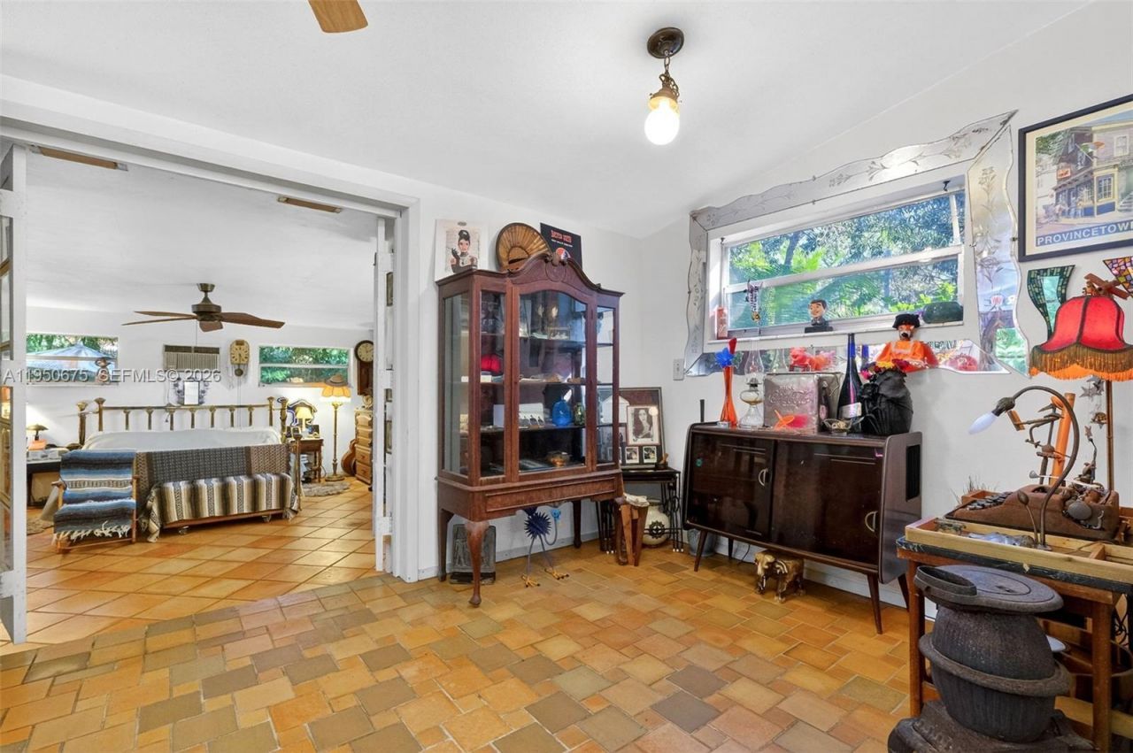 25 NW 104th St, Miami Shores, FL 33150 Photo