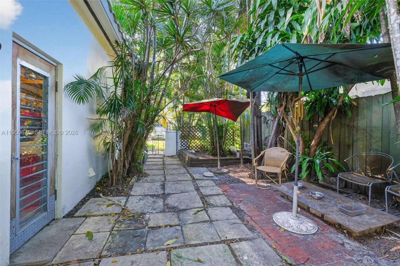 25 NW 104th St, Miami Shores, FL 33150 Photo