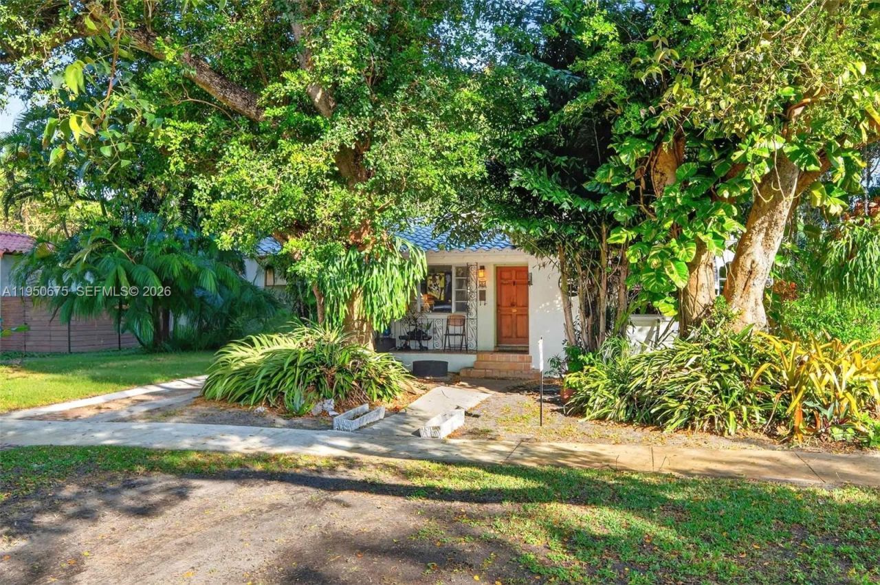 25 NW 104th St, Miami Shores, FL 33150 Photo