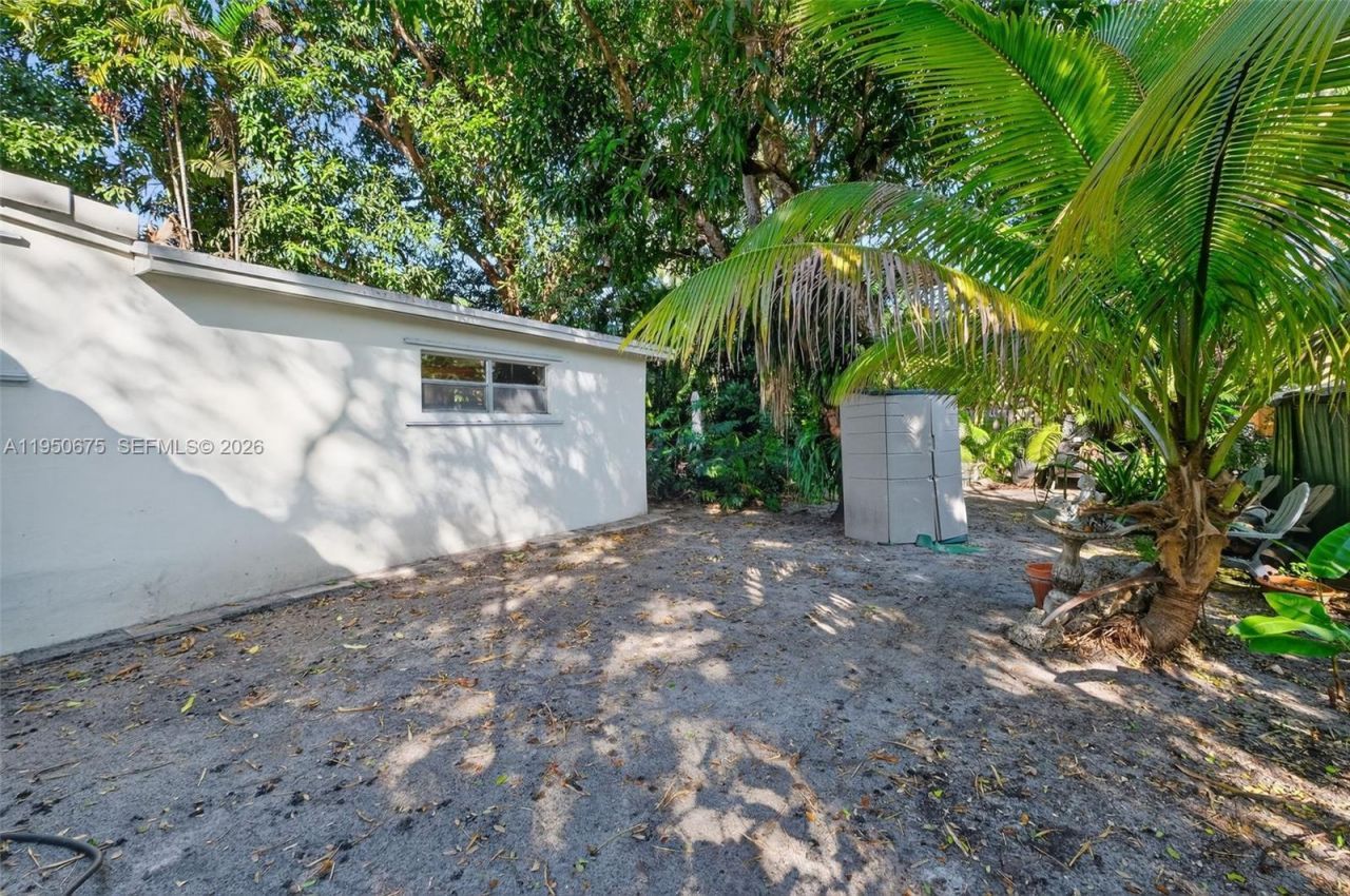 25 NW 104th St, Miami Shores, FL 33150 Photo
